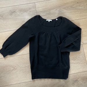 Vince 100% cashmere sweater like new !